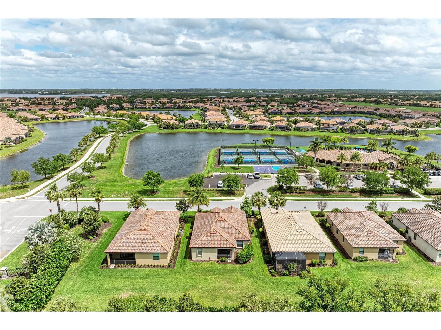 6810 Willowshire Way Bradenton FL 34212 A4688334 image6