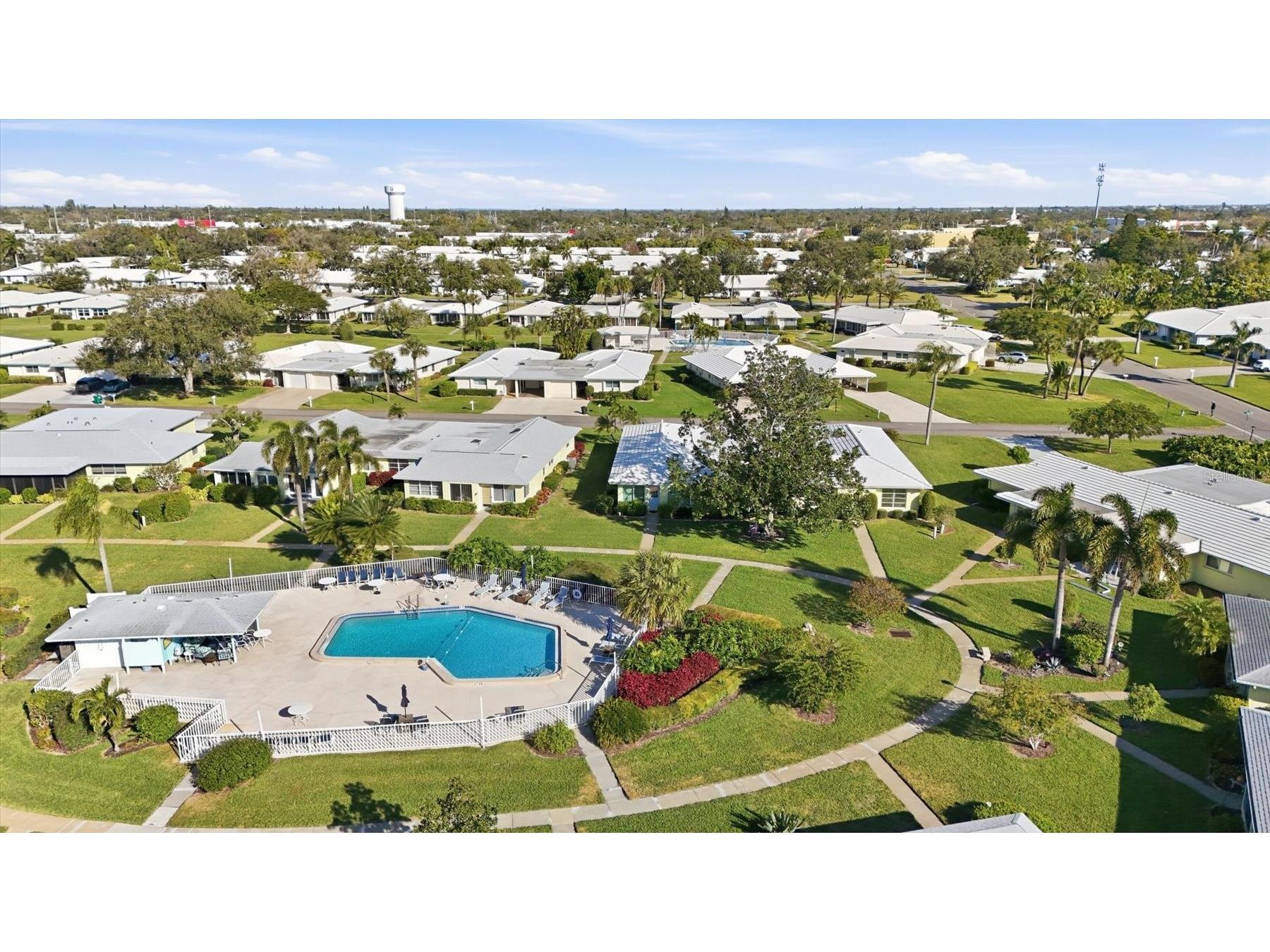 6811 10th Avenue W Bradenton FL 34209 A4673697 image37