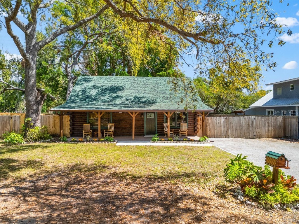 6811 6th Street W Bradenton FL 34207 A4644993 image1