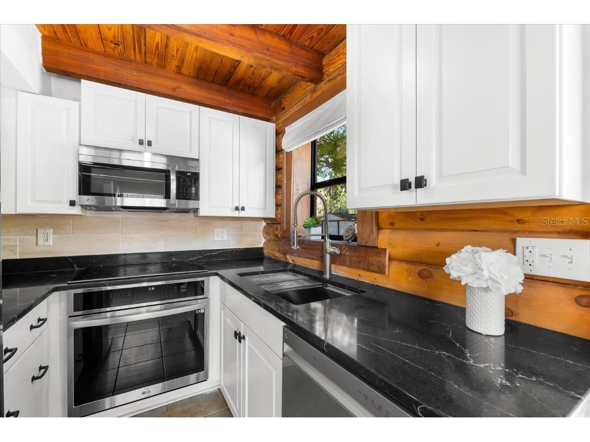 6811 6th Street W Bradenton FL 34207 A4644993 image21