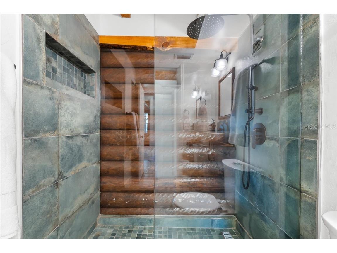 6811 6th Street W Bradenton FL 34207 A4644993 image27