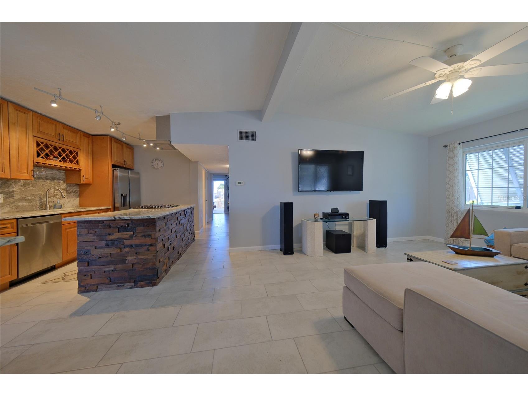 6811 Georgia Avenue Bradenton FL 34207 - SARASOTA BAY A4677733 image19