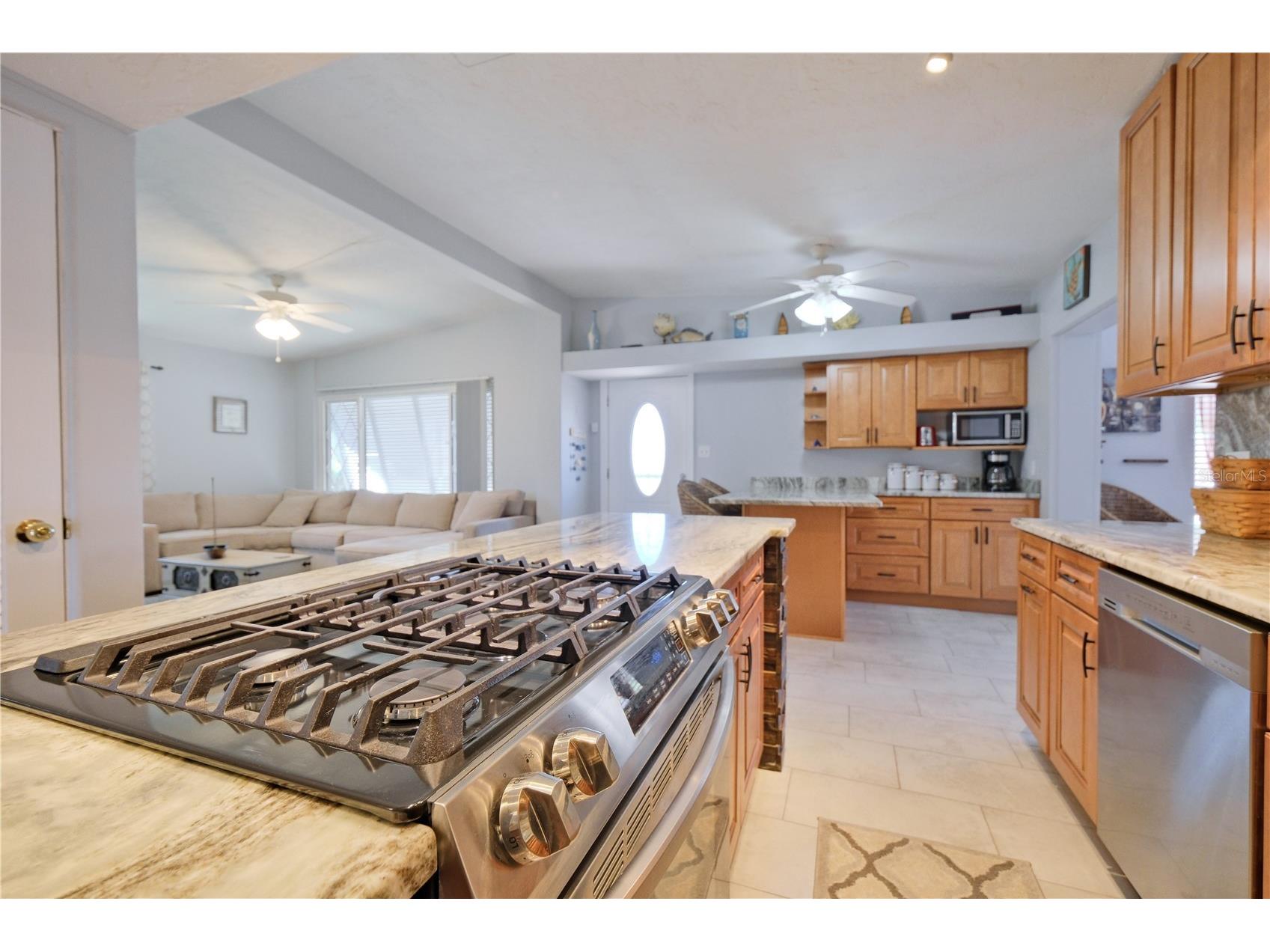 6811 Georgia Avenue Bradenton FL 34207 - SARASOTA BAY A4677733 image20
