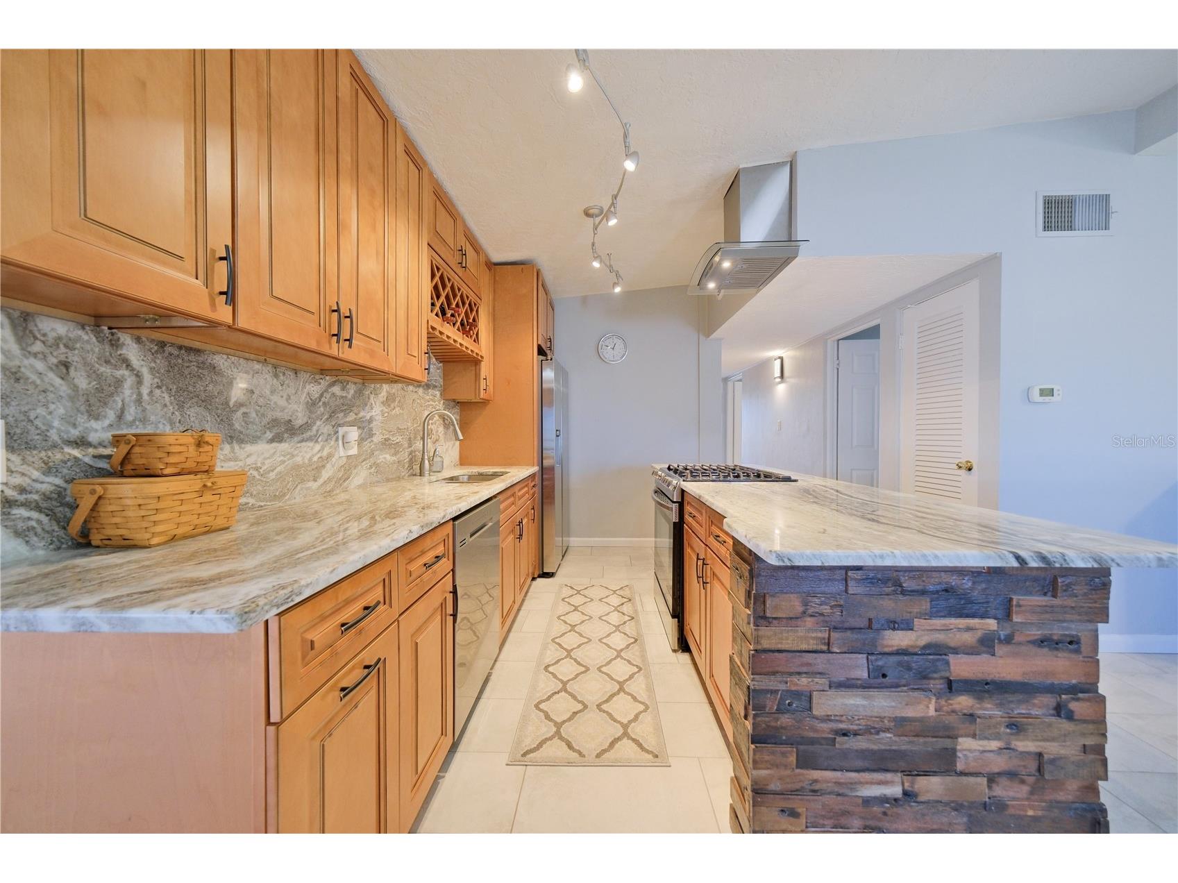 6811 Georgia Avenue Bradenton FL 34207 - SARASOTA BAY A4677733 image27
