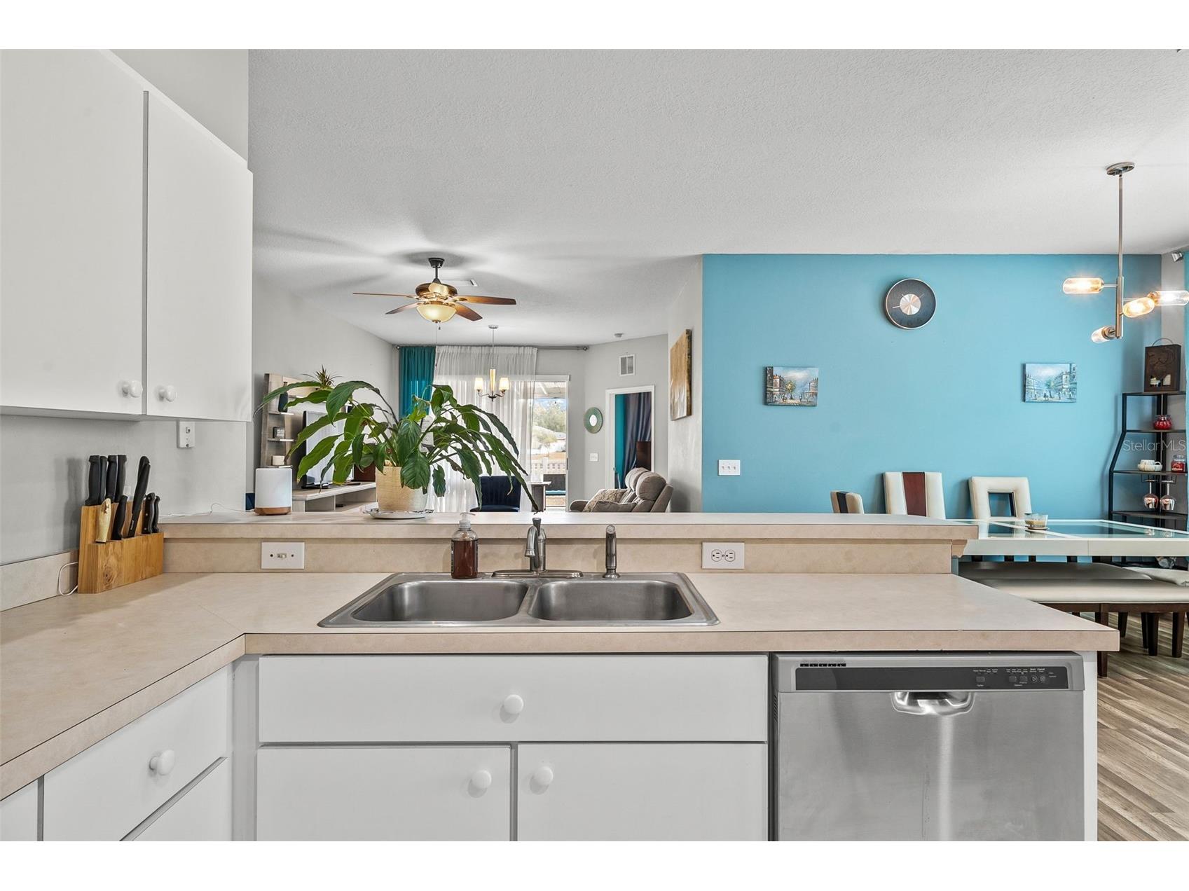 6811 Monarch Park Drive Apollo Beach FL 33572 TB8470177 image16