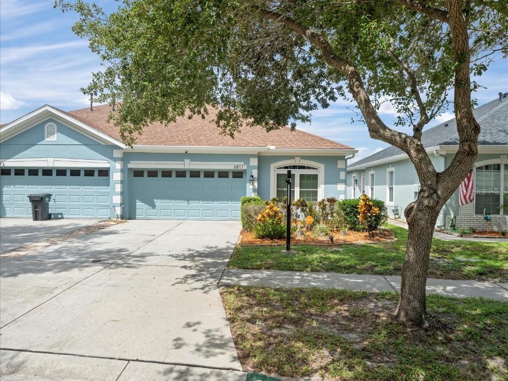 6811 Surrey Oak Drive Apollo Beach FL 33572 TB8423427 image1