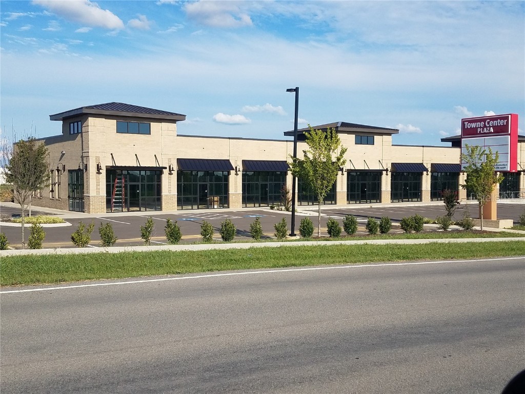 6812 14th Street W Bradenton FL 34207 A4656775 image1