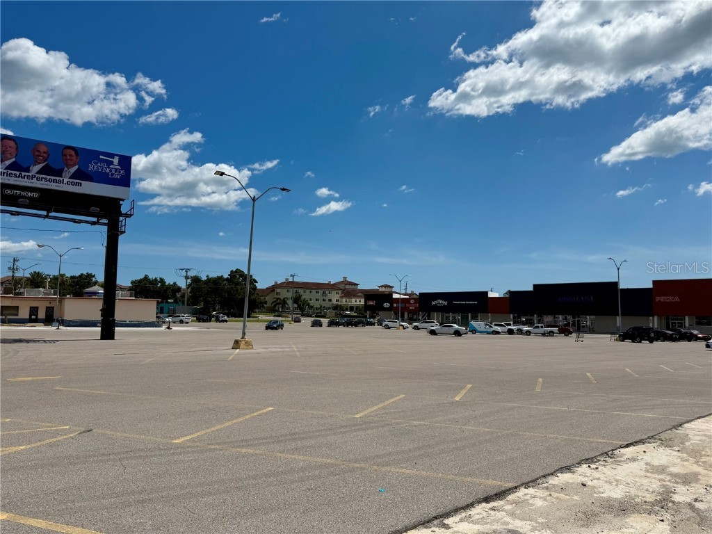 6812 14th Street W Bradenton FL 34207 A4656775 image6