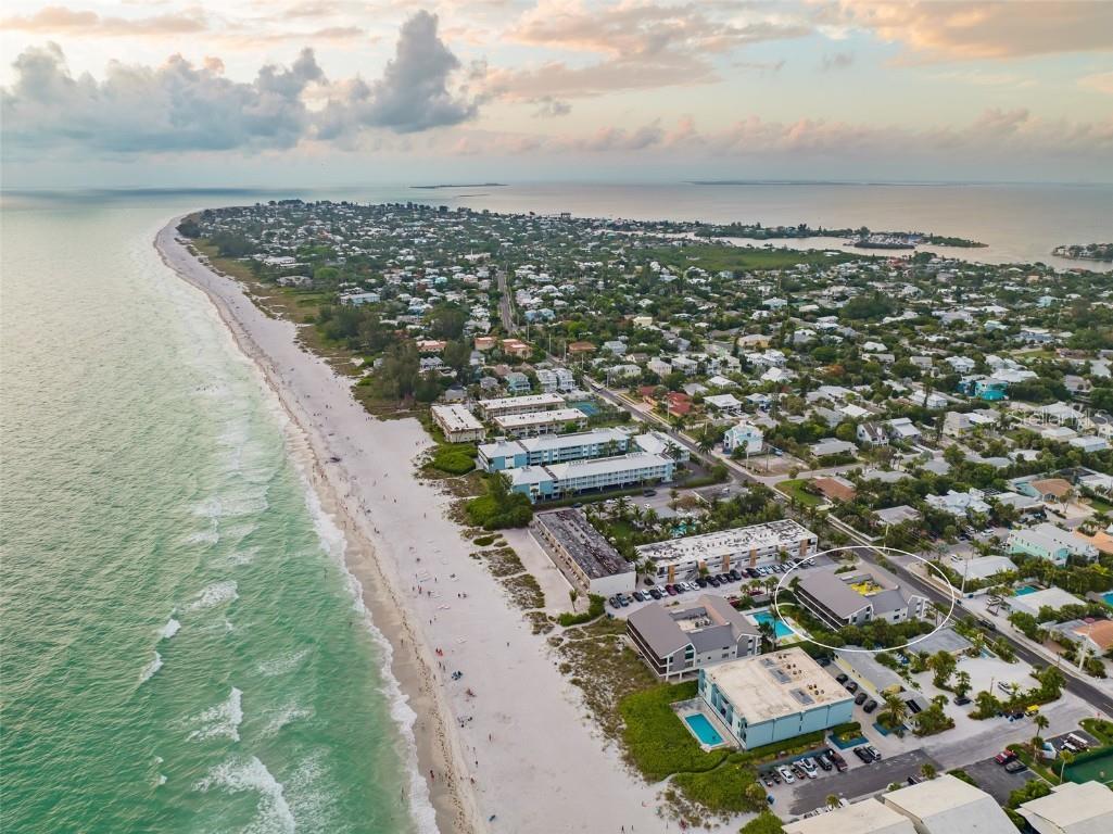 6812 Gulf Drive Holmes Beach FL 34217 A4537197 image1