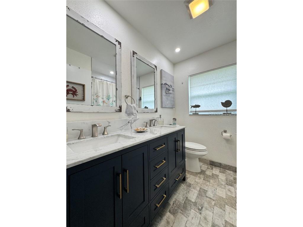 6813 13th Avenue Drive W Bradenton FL 34209 A4663382 image26