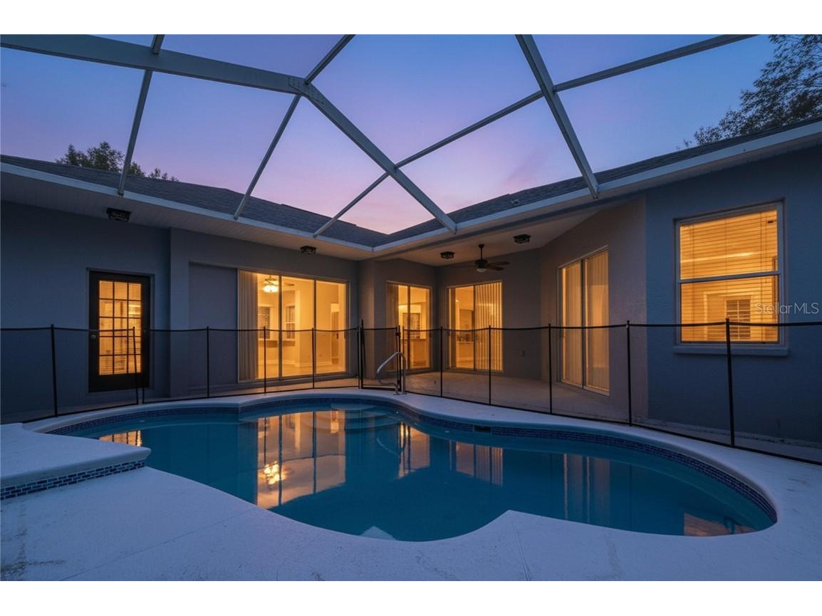 6813 Regents Village Way Apollo Beach FL 33572 TB8441827 image1