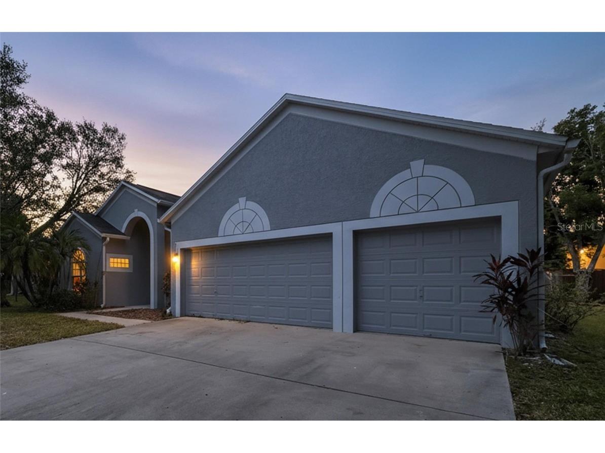 6813 Regents Village Way Apollo Beach FL 33572 TB8441827 image14