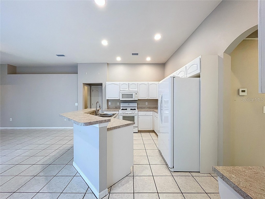 6813 Regents Village Way Apollo Beach FL 33572 TB8441827 image30