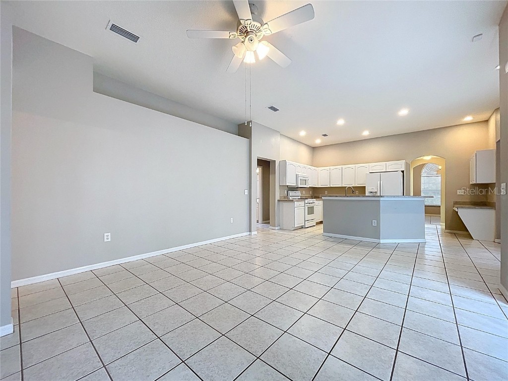 6813 Regents Village Way Apollo Beach FL 33572 TB8441827 image32