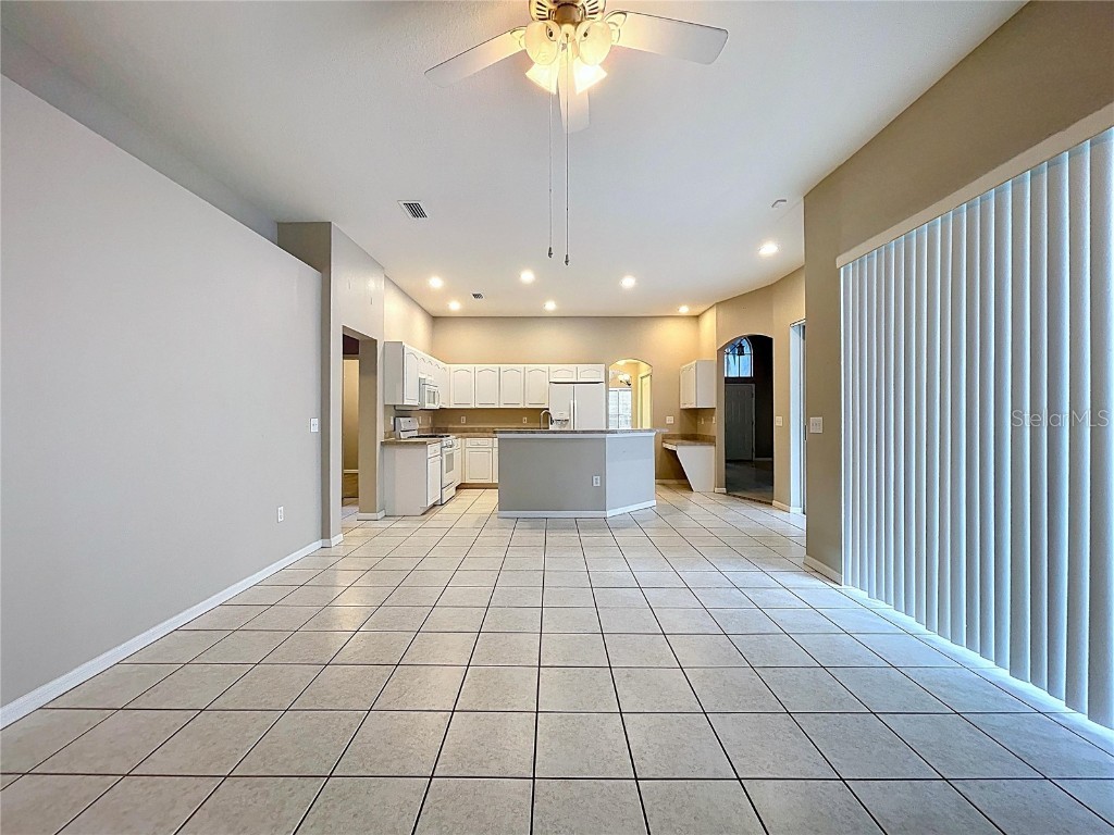 6813 Regents Village Way Apollo Beach FL 33572 TB8441827 image33