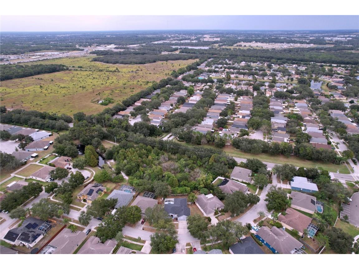 6813 Regents Village Way Apollo Beach FL 33572 TB8441827 image92