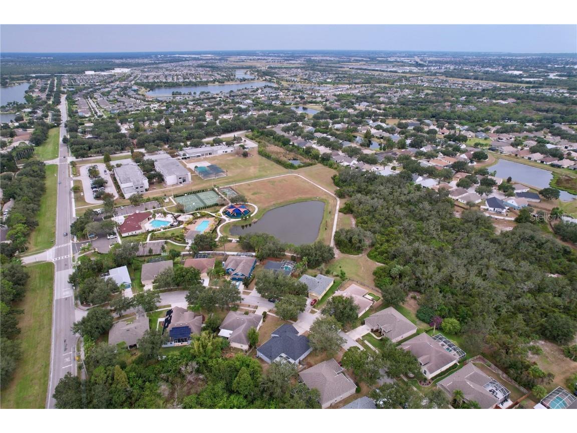 6813 Regents Village Way Apollo Beach FL 33572 TB8441827 image94