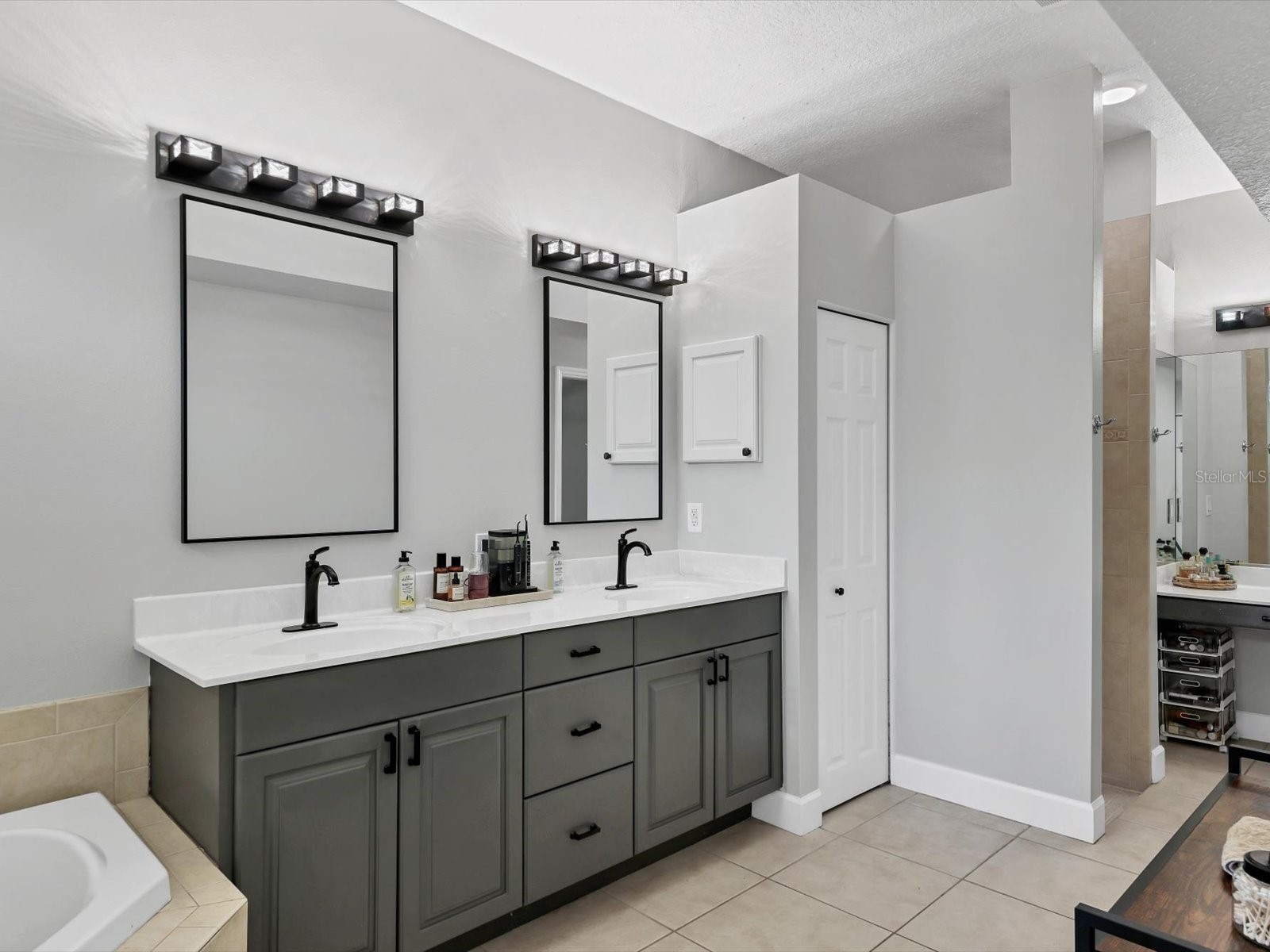 6813 Short Creek Lane Sarasota FL 34240 A4682761 image26