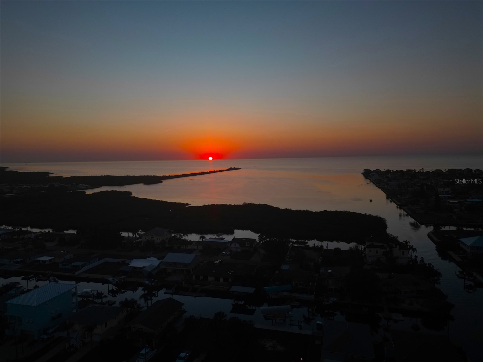 6814 Gull Lane Hudson FL 34667 - GULF AMERICA W7881601 image10