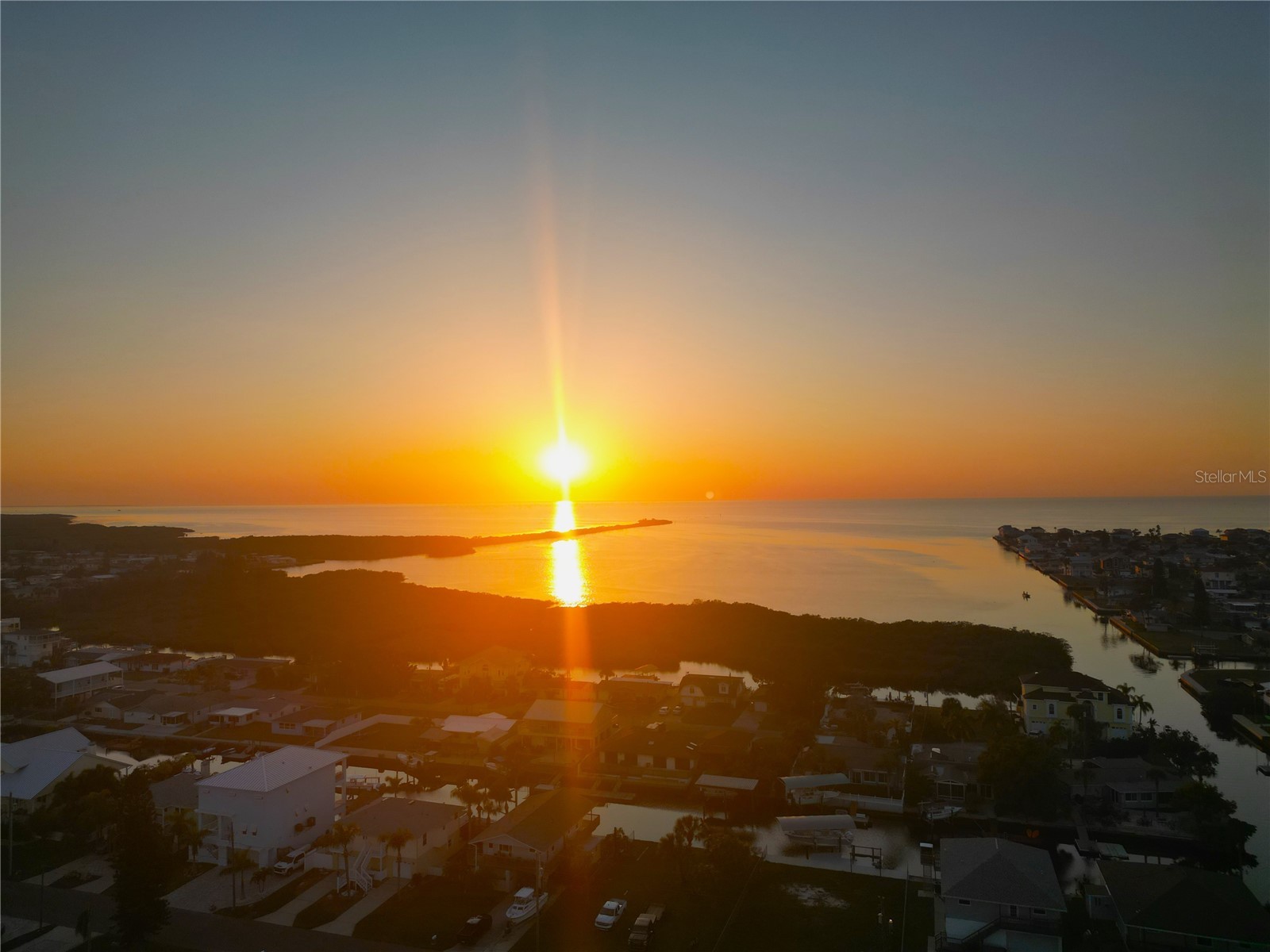 6814 Gull Lane Hudson FL 34667 - GULF AMERICA W7881601 image5
