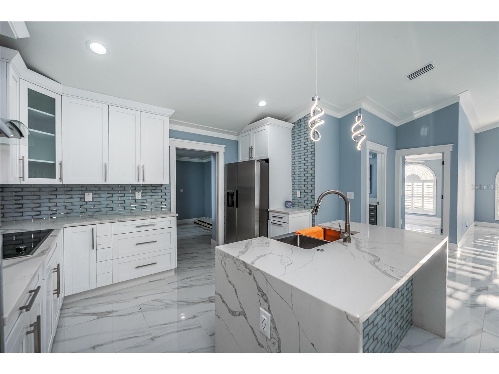 6814 N Glen Avenue Tampa FL 33614 TB8489987 image10