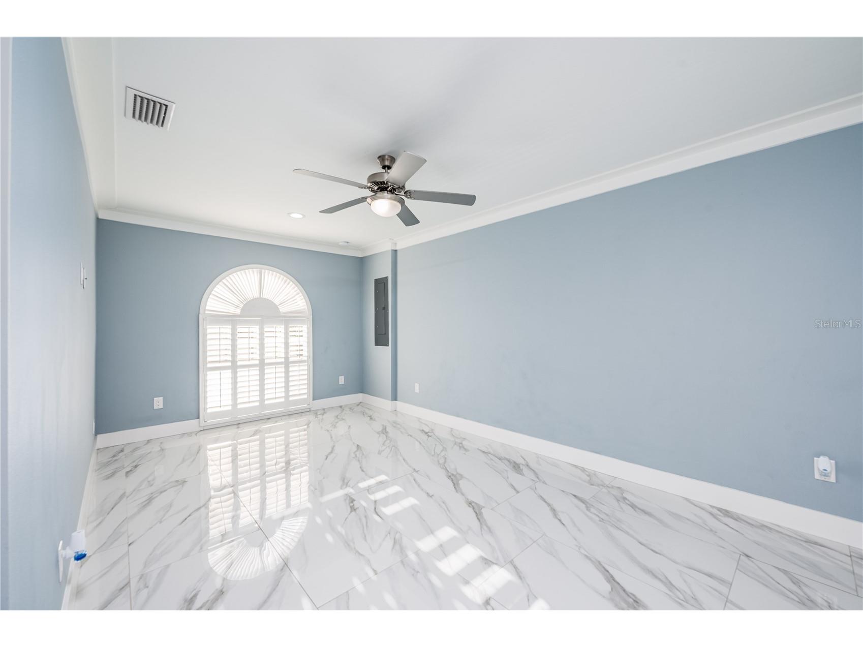 6814 N Glen Avenue Tampa FL 33614 TB8489987 image24
