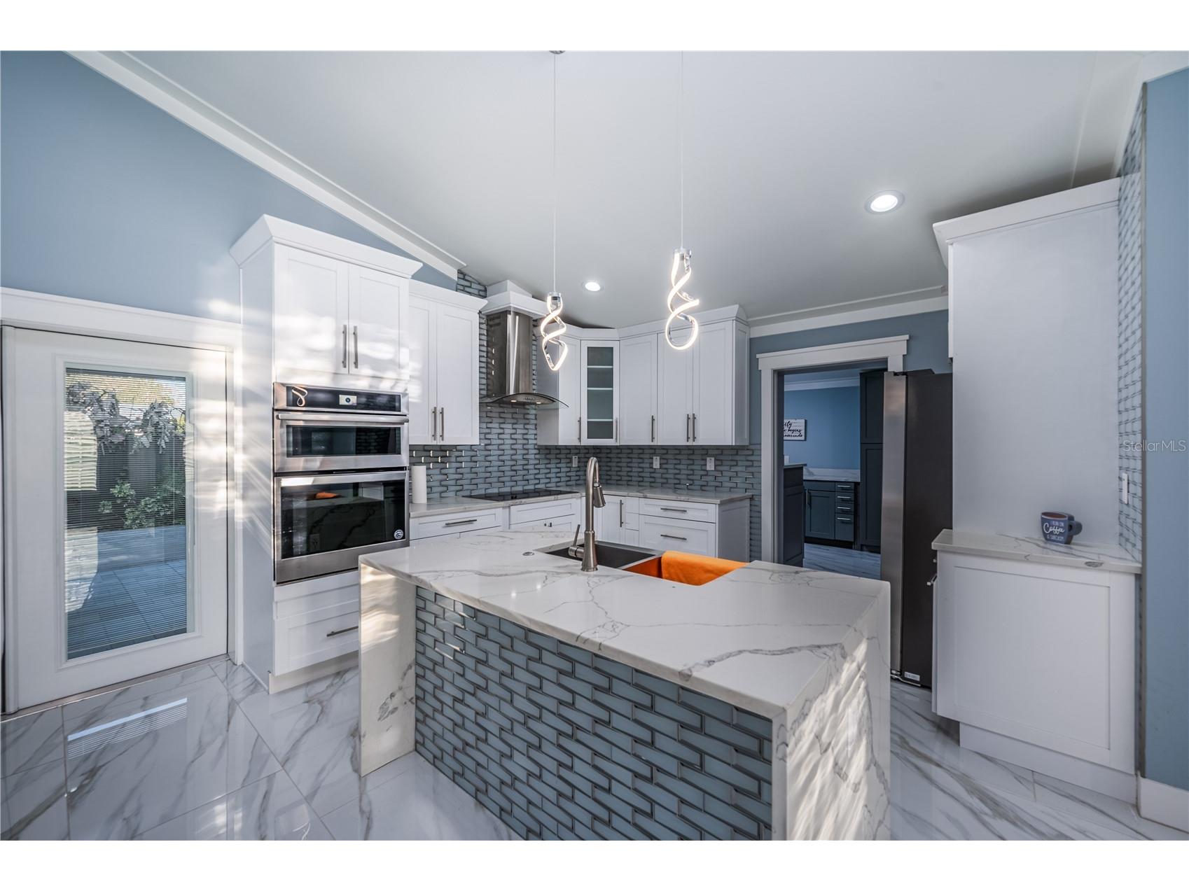 6814 N Glen Avenue Tampa FL 33614 TB8489987 image6