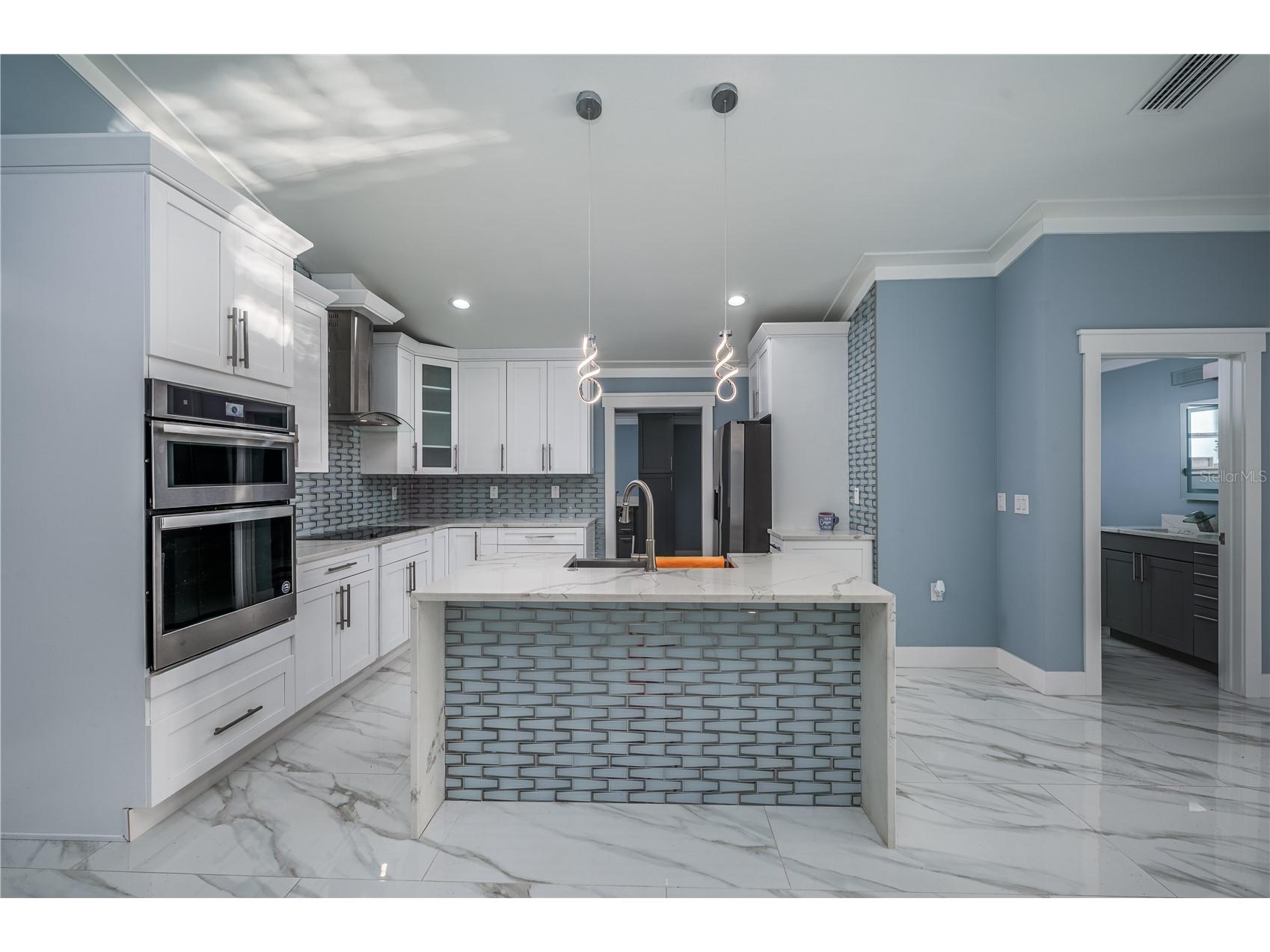 6814 N Glen Avenue Tampa FL 33614 TB8489987 image9