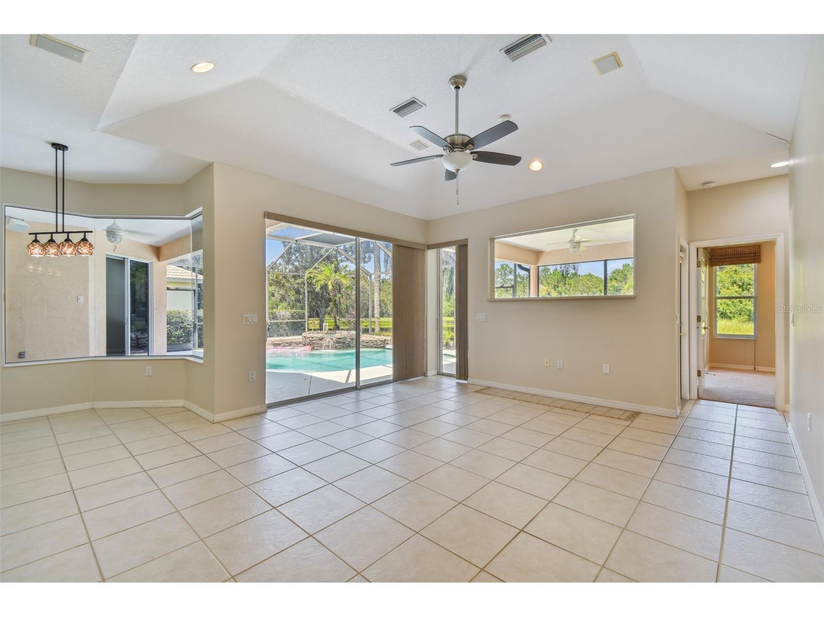 6815 Honeysuckle Trail Lakewood Ranch FL 34202 A4695596 image11