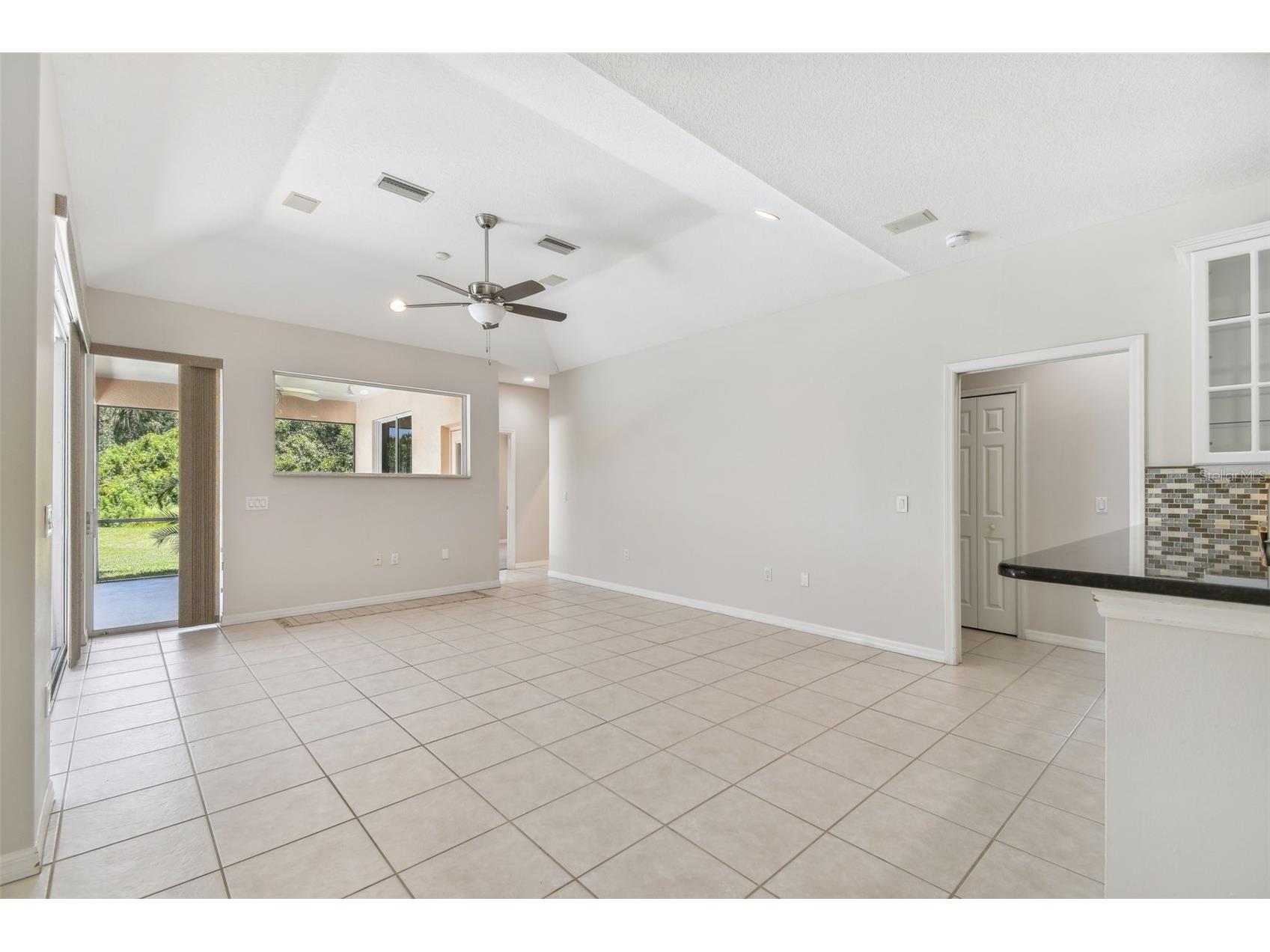 6815 Honeysuckle Trail Lakewood Ranch FL 34202 A4695596 image14