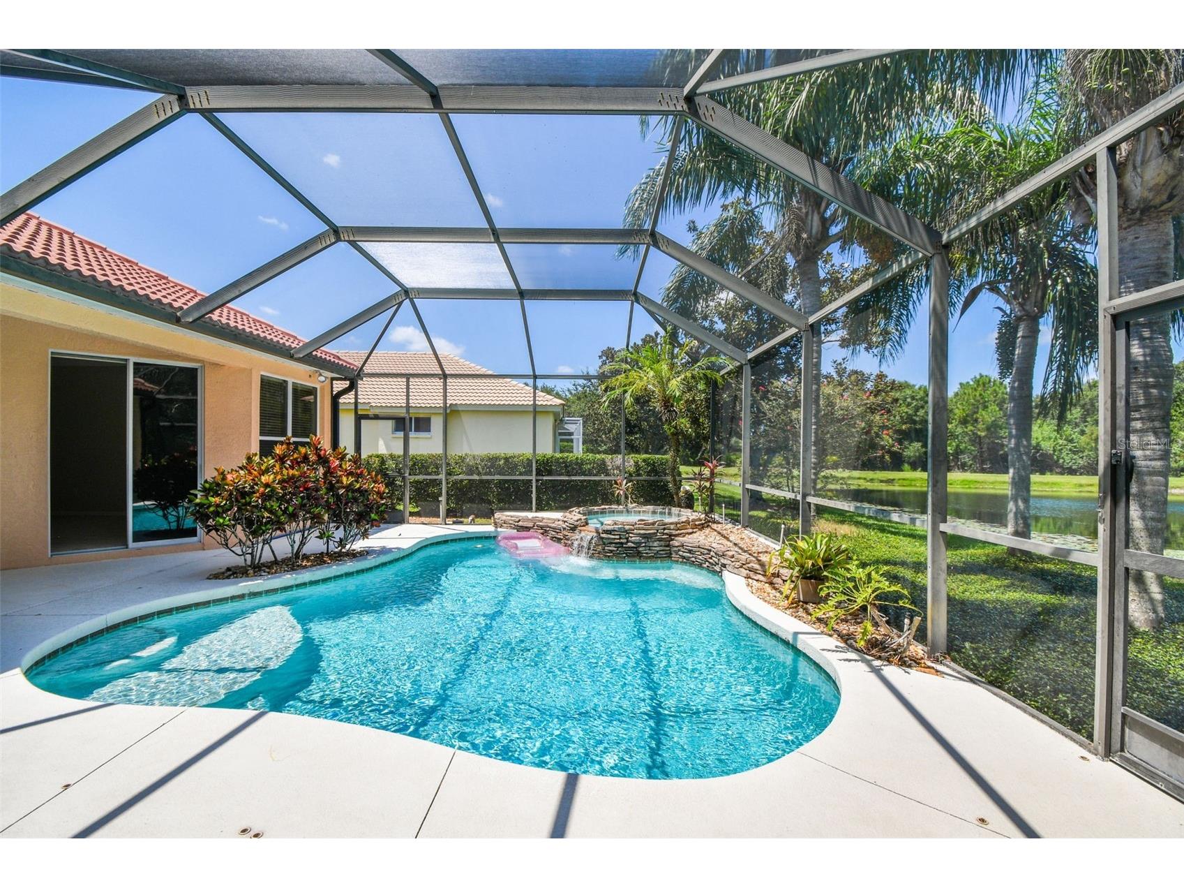 6815 Honeysuckle Trail Lakewood Ranch FL 34202 A4695596 image38
