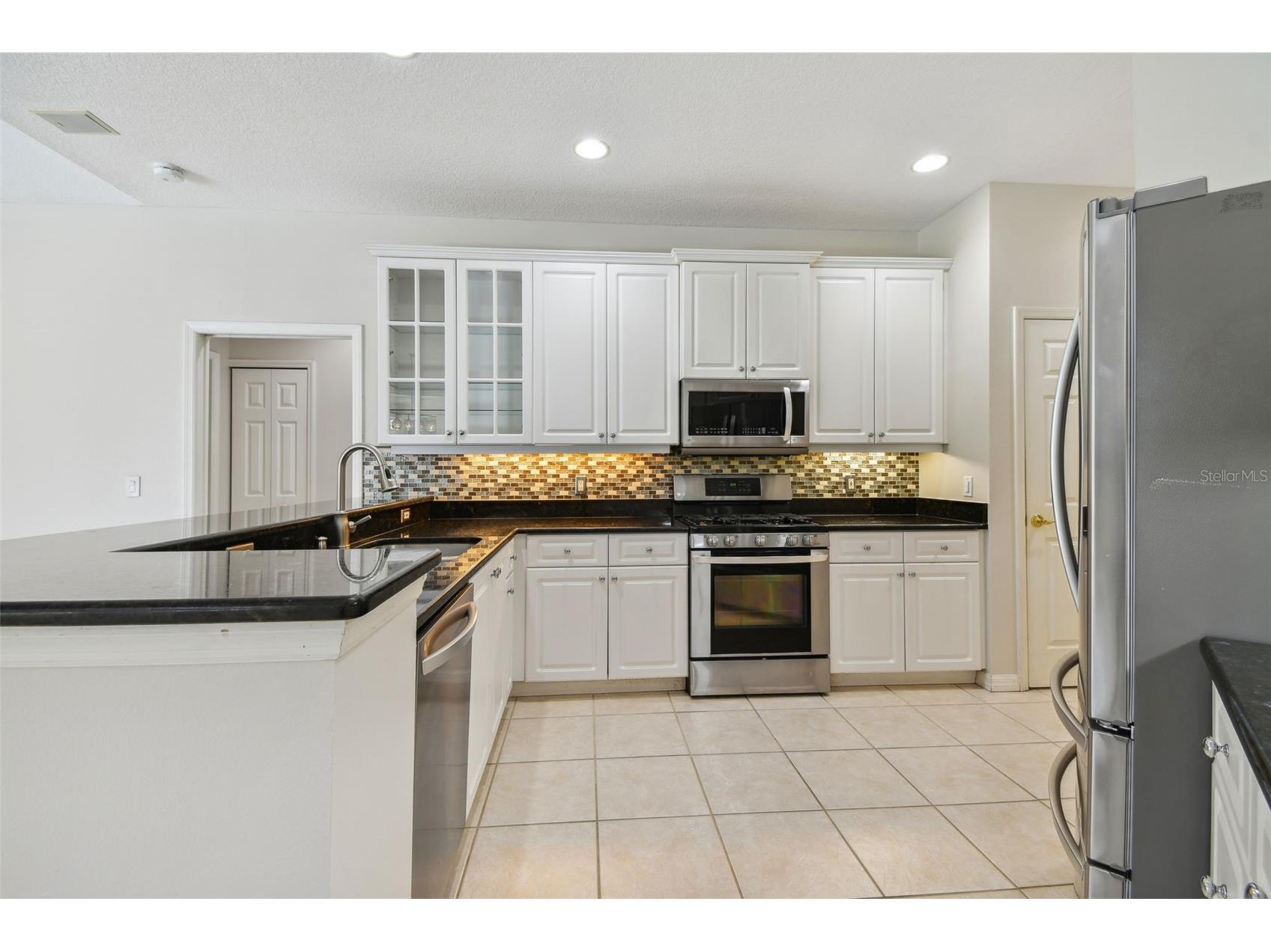 6815 Honeysuckle Trail Lakewood Ranch FL 34202 A4695596 image5