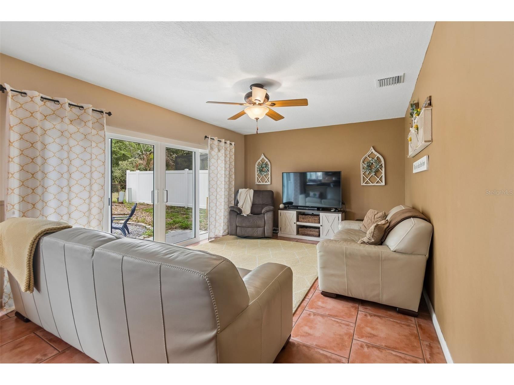 6815 Mitchell Circle Tampa FL 33634 TB8487339 image28