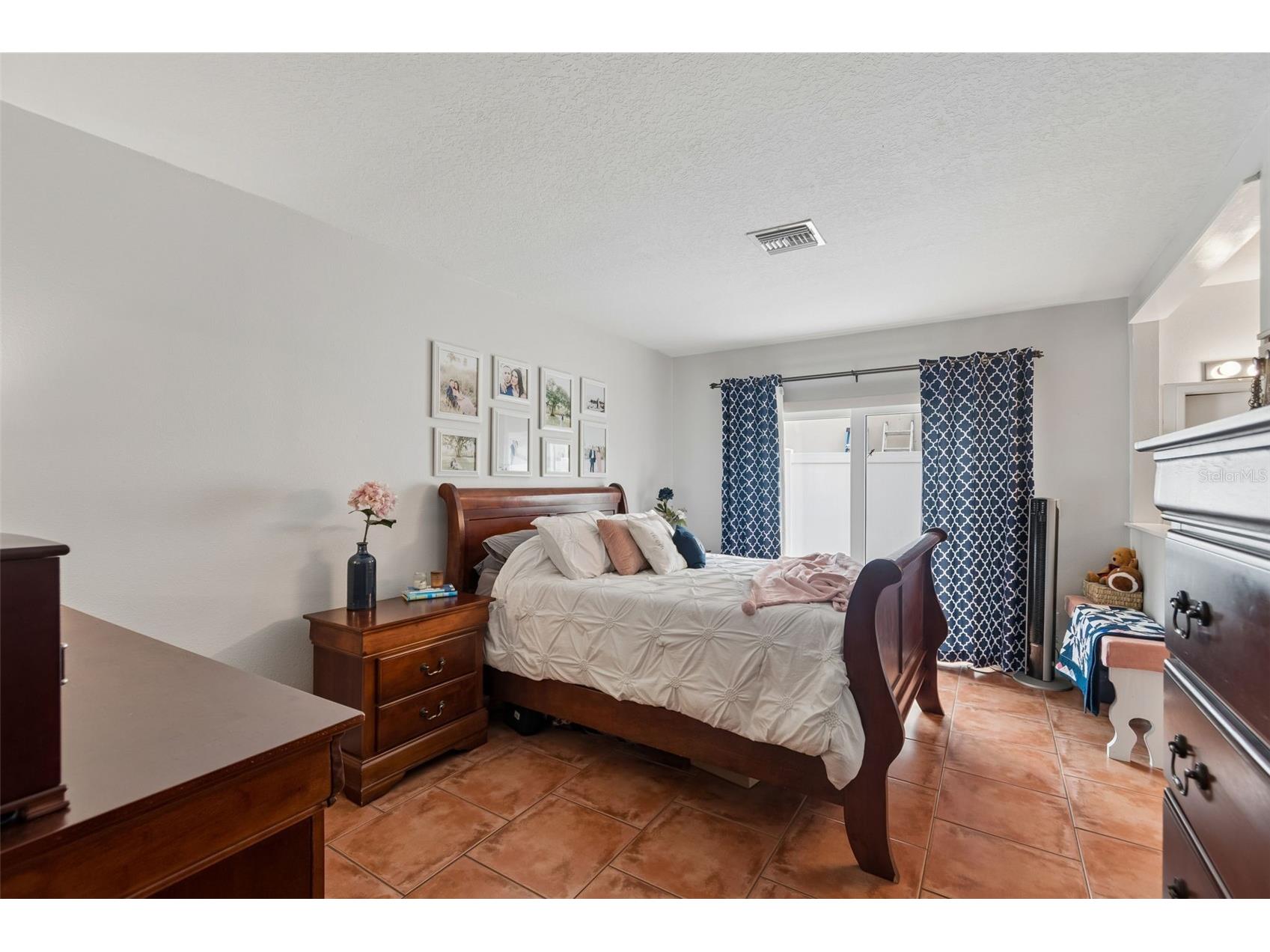 6815 Mitchell Circle Tampa FL 33634 TB8487339 image32