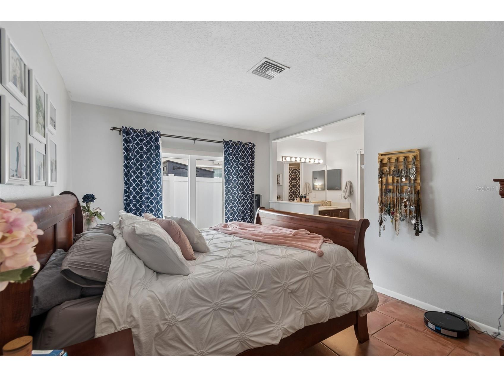 6815 Mitchell Circle Tampa FL 33634 TB8487339 image33