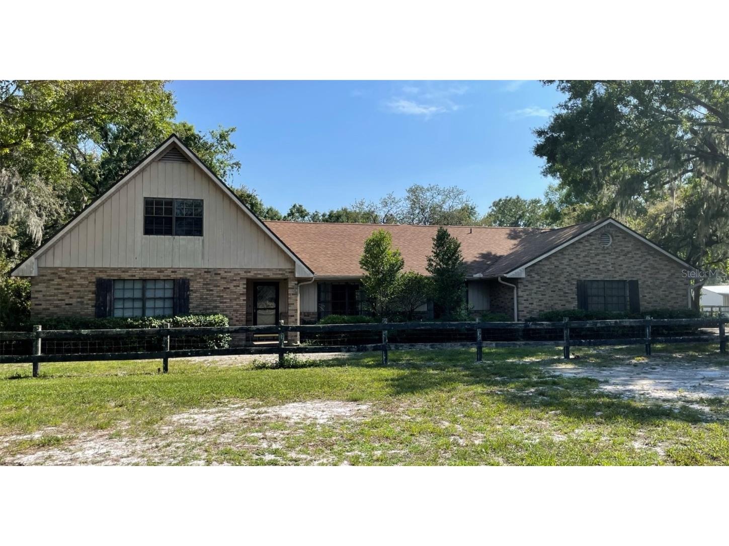 6816 Broken Arrow Trail S Lakeland FL 33813 L4936888 image1