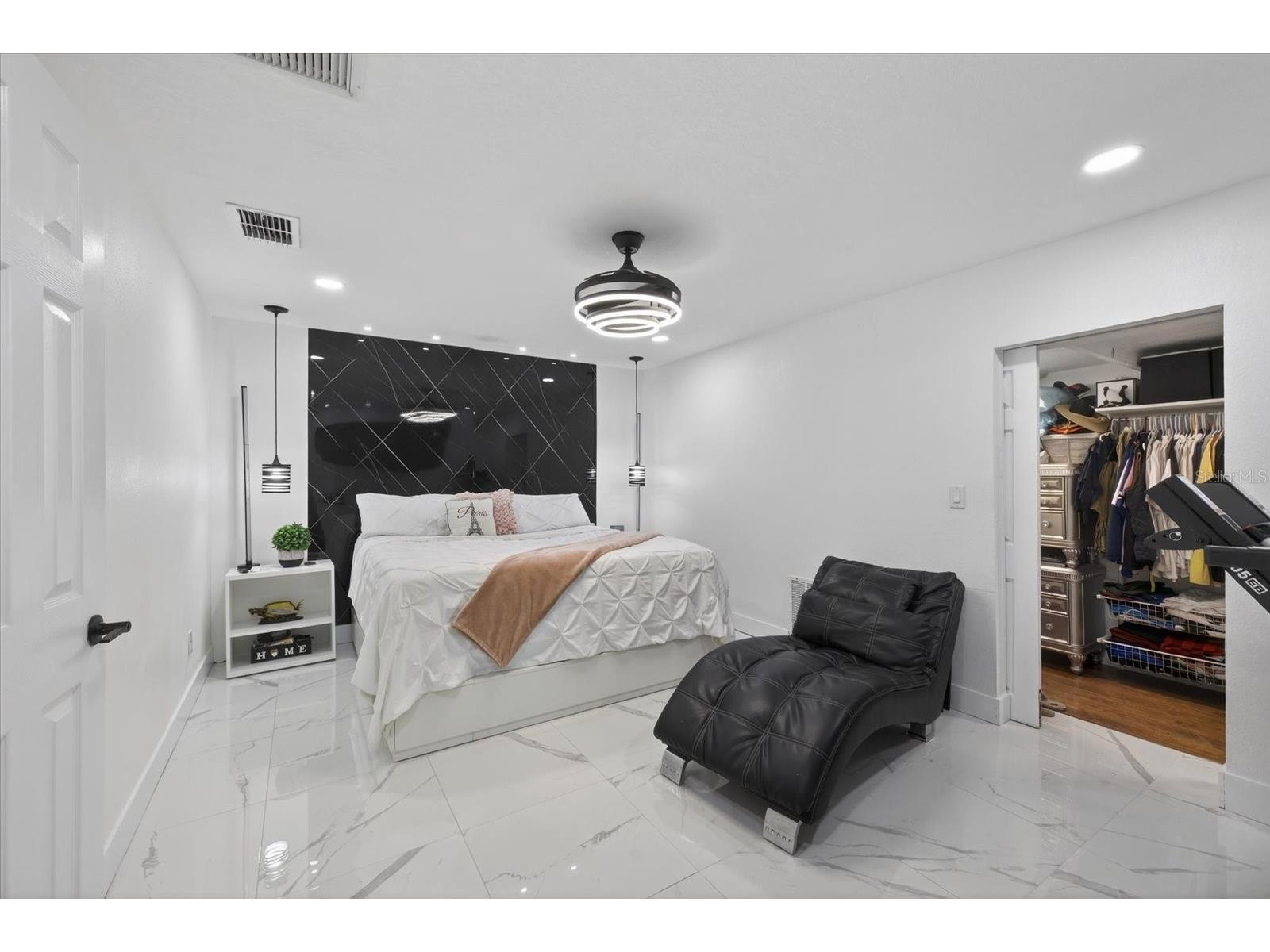 6816 E Creek Drive Tampa FL 33615 TB8484962 image15