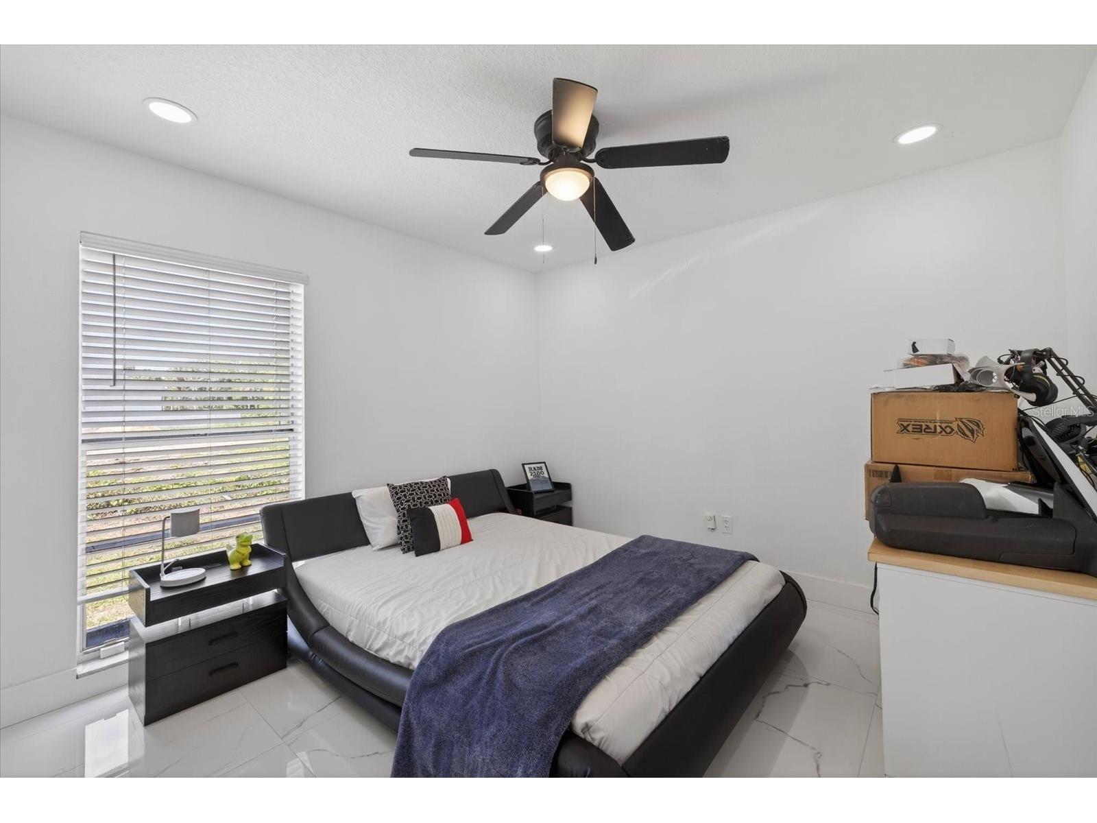 6816 E Creek Drive Tampa FL 33615 TB8484962 image16