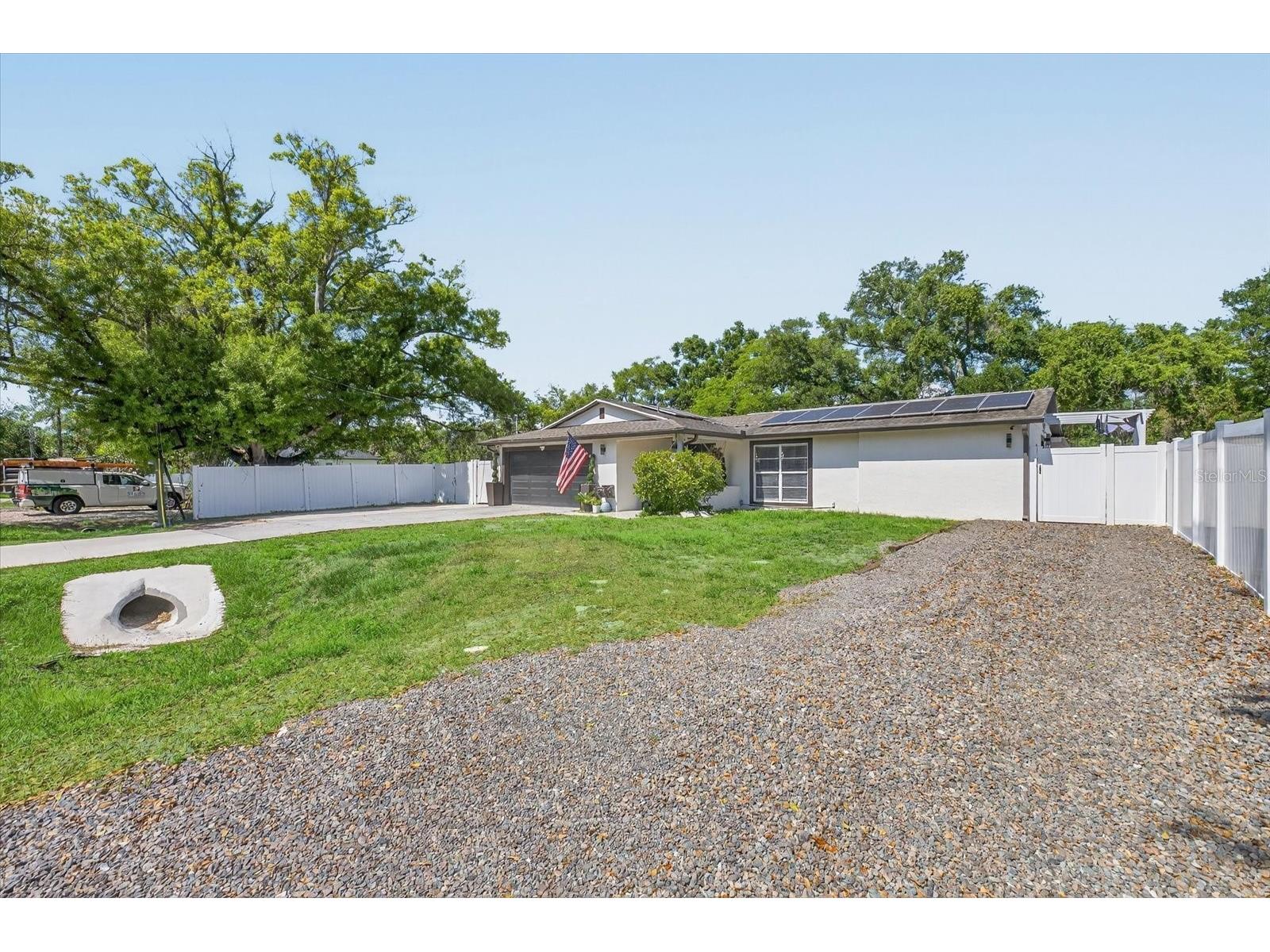 6816 E Creek Drive Tampa FL 33615 TB8484962 image2