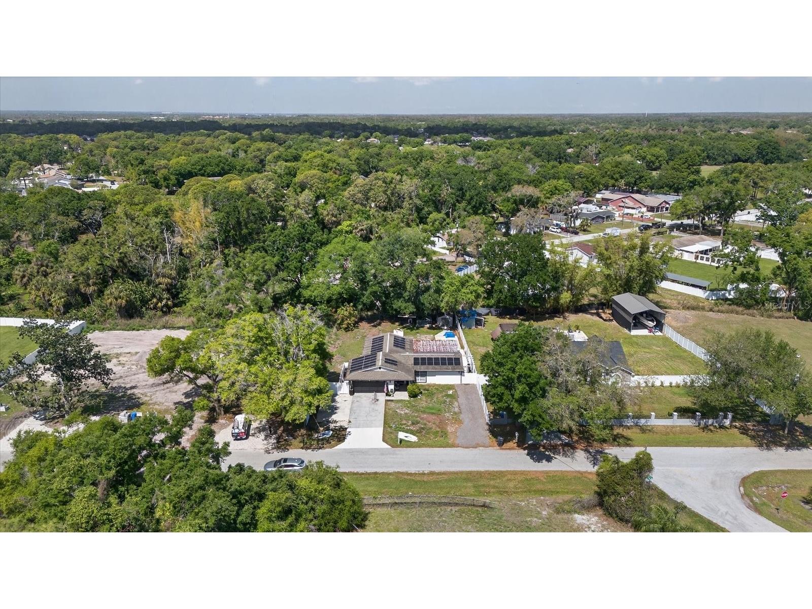 6816 E Creek Drive Tampa FL 33615 TB8484962 image47