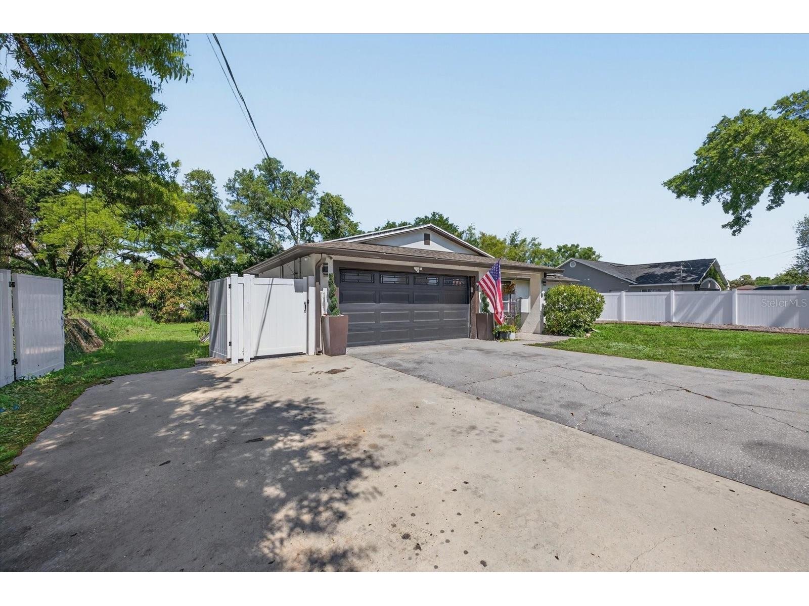 6816 E Creek Drive Tampa FL 33615 TB8484962 image5