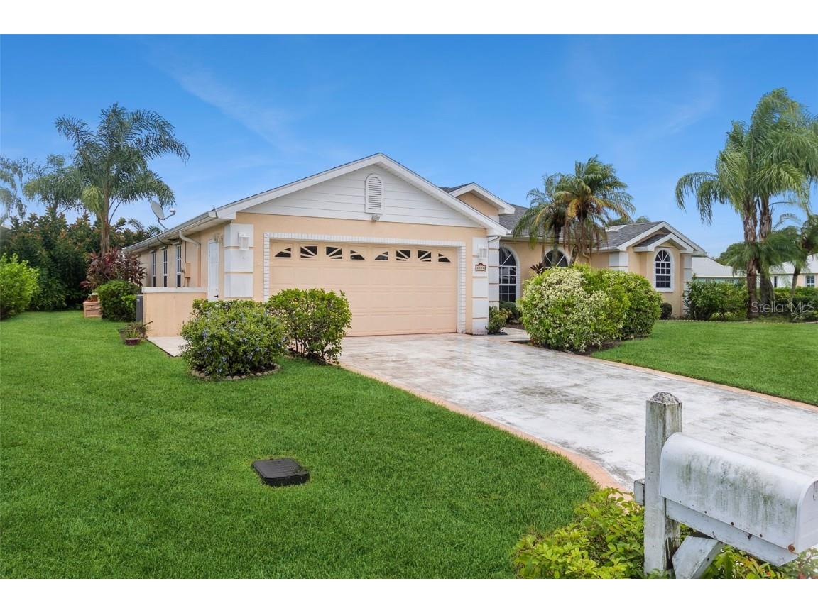 6816 Frost Terrace Port Saint Lucie FL 34952 O6353299 image2