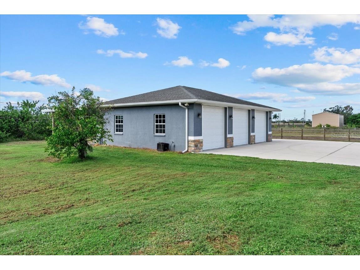 6816 Hawkins Road Sarasota FL 34241 A4668269 image37