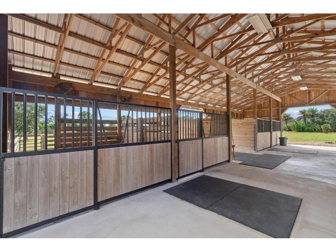 6816 Hawkins Road Sarasota FL 34241 A4668269 image45