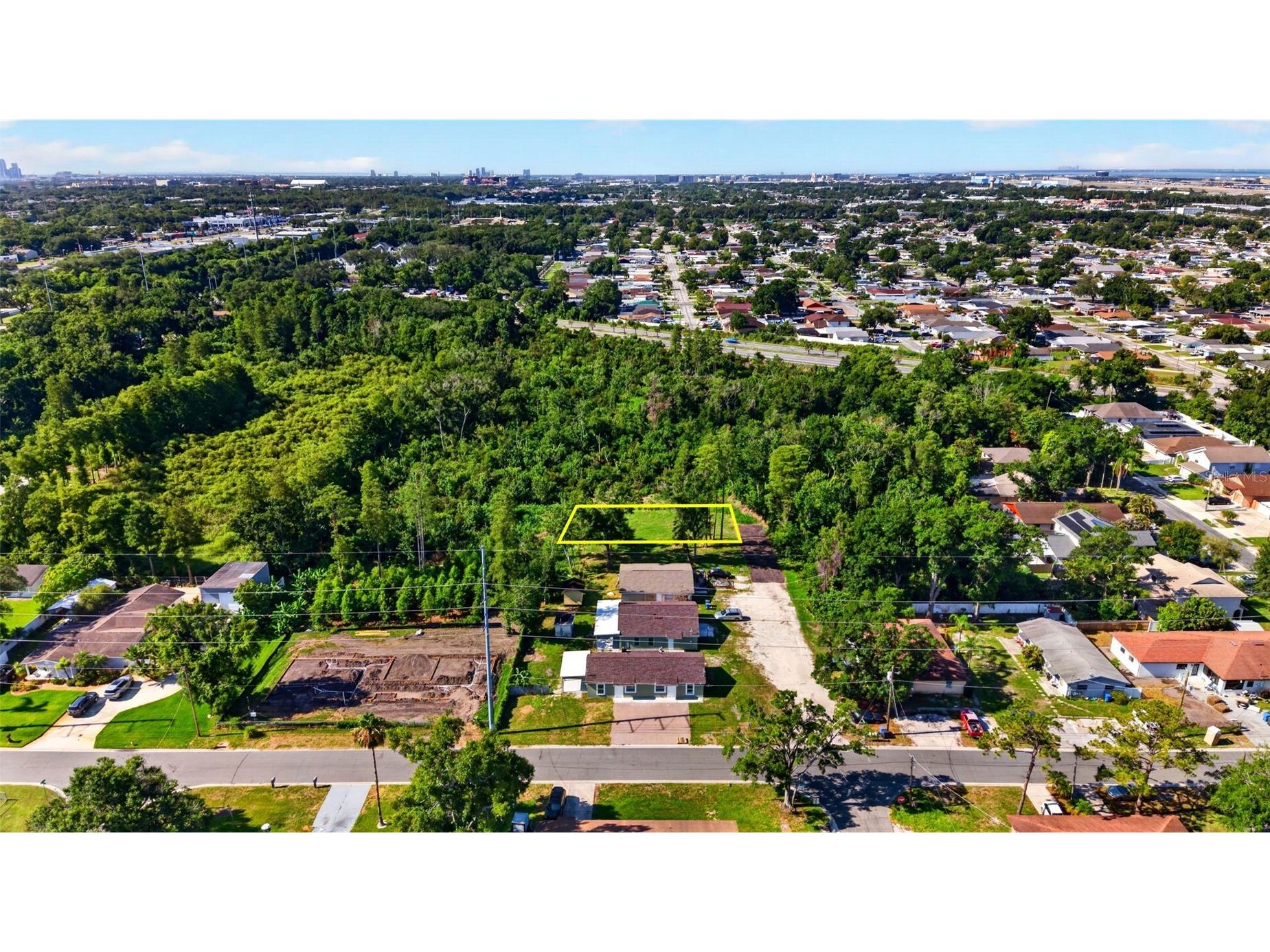 6817 N Blossom Avenue Tampa FL 33614 TB8518539 image17