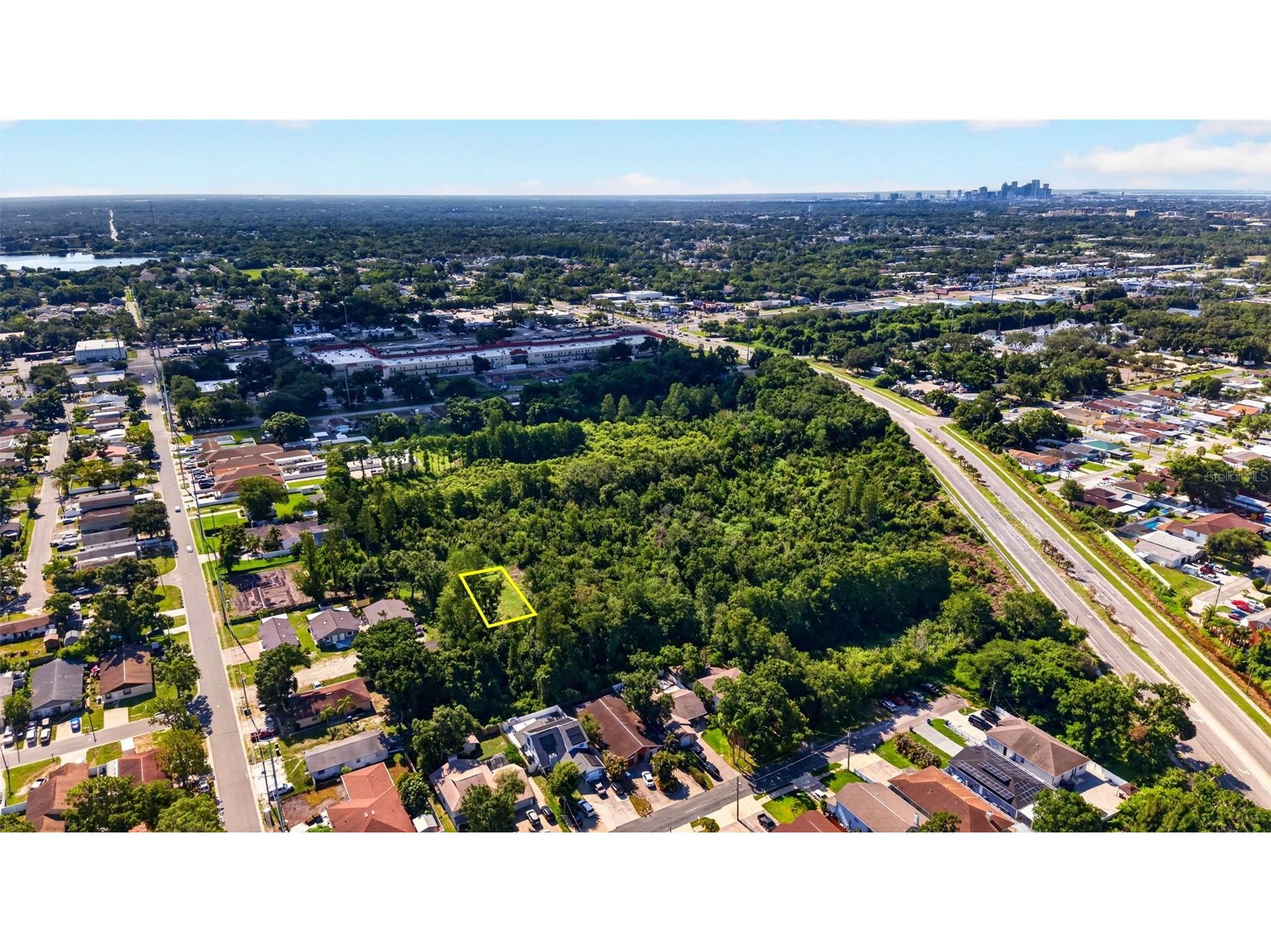 6817 N Blossom Avenue Tampa FL 33614 TB8518539 image23
