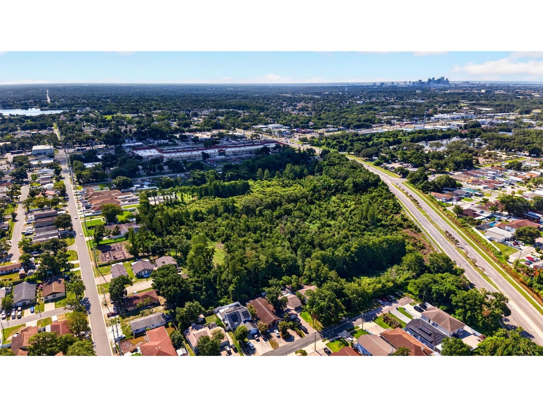 6817 N Blossom Avenue Tampa FL 33614 TB8518539 image24