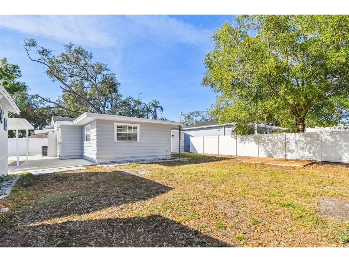 6817 N Sterling Avenue Tampa FL 33614 TB8454016 image26