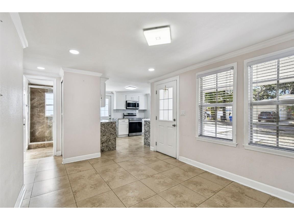 6817 N Sterling Avenue Tampa FL 33614 TB8454016 image4