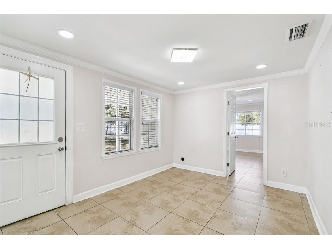 6817 N Sterling Avenue Tampa FL 33614 TB8454016 image5